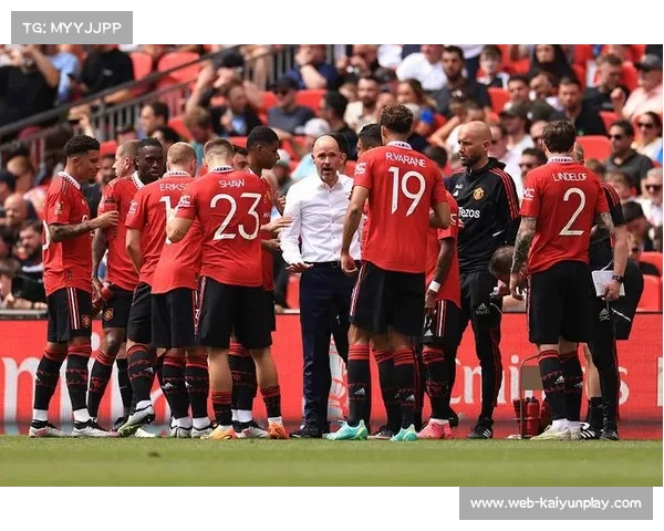 曼联出售争夺战拉锯格雷泽家族要价80亿贾西姆报价63亿