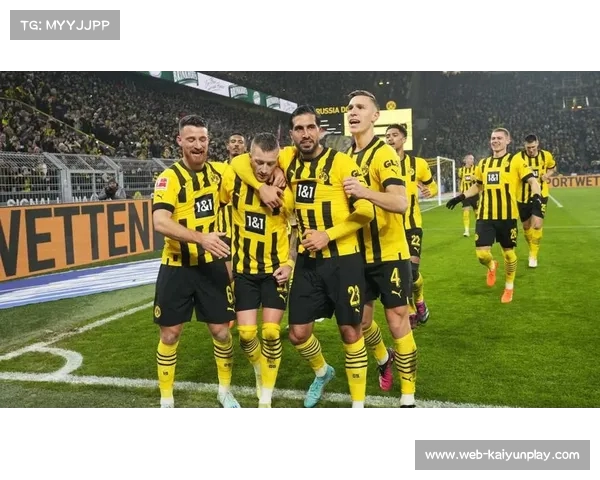 世俱杯首轮12场比赛落幕 多特蒙德与蔚山现代等强队表现抢眼 世俱杯首轮12场比赛落幕 多特蒙德与蔚山现代等强队表现抢眼